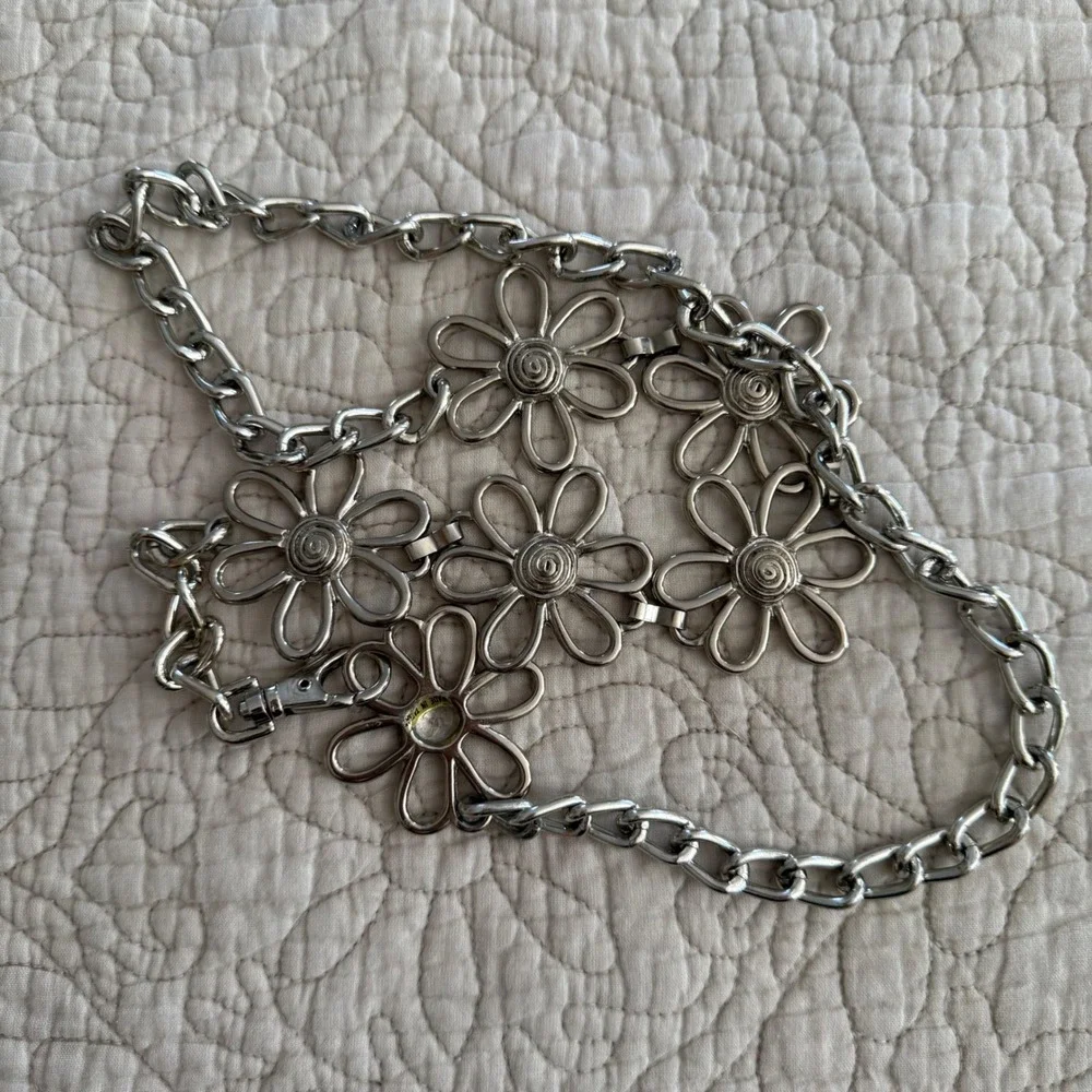Vintage Silver Daisy Chain Belt Y2K Boho Floral Metal Waist Hip Belt Adjustable